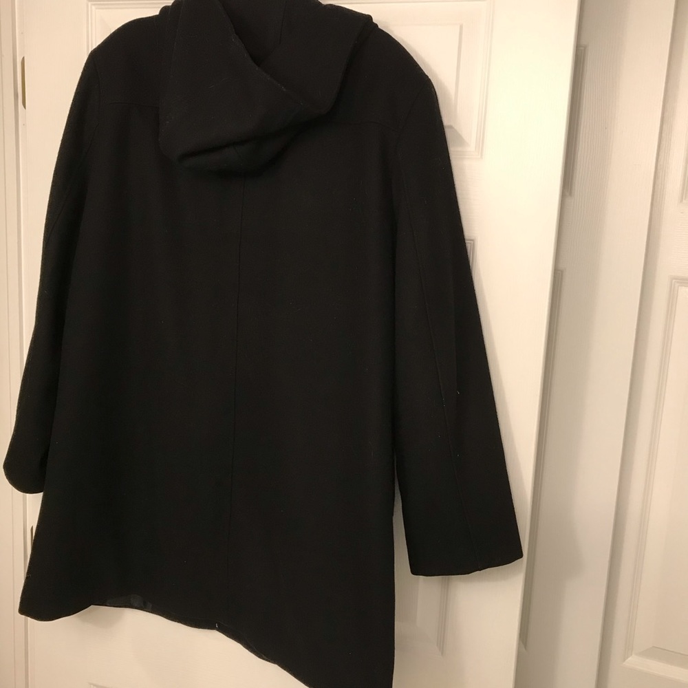 Wool And Polyester Black Coat - image 4